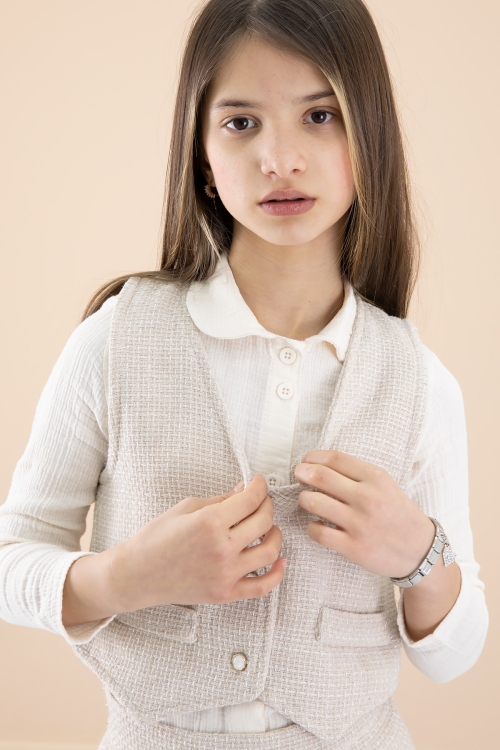 Krem Simli Yelekli Etekli Kız Çocuk Gömlekli 3lü Takım 20235