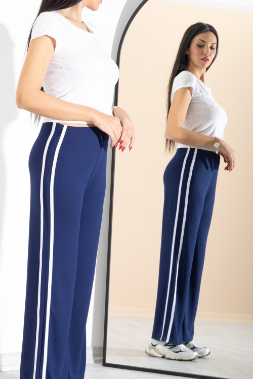 Lacivert Yanları Şeritli Geniş Paça Kadın Eşofman Altı 20367