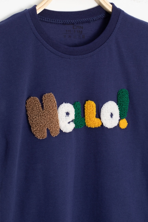 Lacivert Yazı Nakışlı Kısa Kol Tişörtlü Erkek Çocuk Şortlu Takım 20592