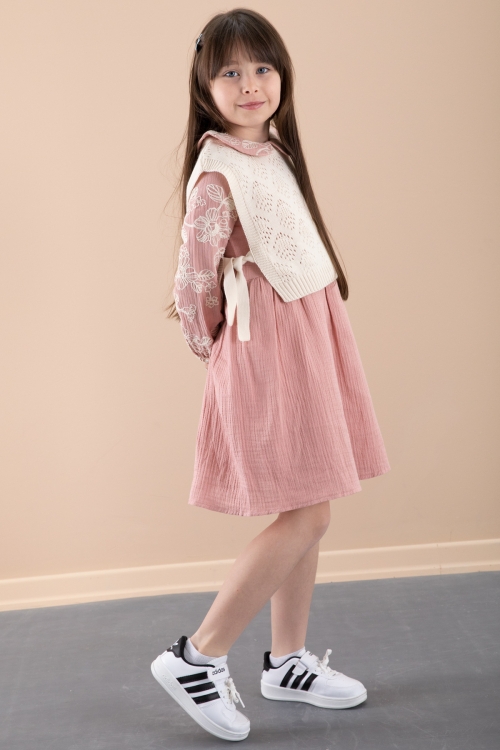 Pembe Çiçek İşlemeli Süveterli Kız Çocuk Müslin Elbise 20481