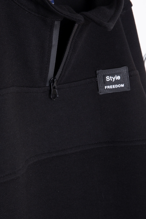 Siyah Fermuar Yakalı Sweatshirt ve Jean Pantolonlu Erkek Çocuk Takım 20107
