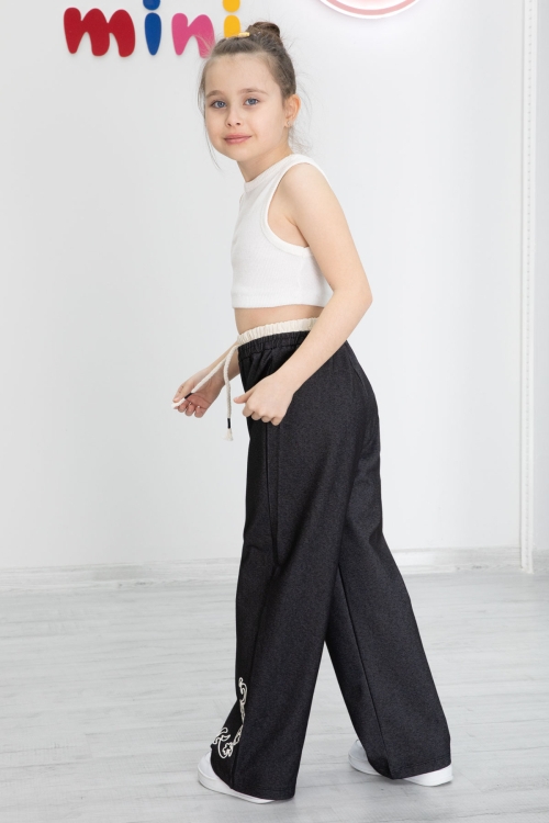 Siyah Paçası Nakış Detaylı Kız Çocuk Geniş Paça Pantolon 20490