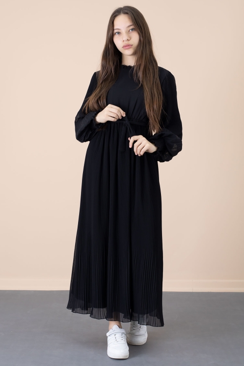 Siyah Yakası Fırfırlı Kuşaklı Kız Çocuk Piliseli Şifon Elbise 20560