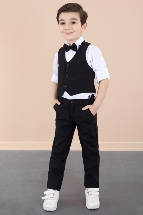 Siyah Yelekli Papyonlu Gömlekli Kumaş Pantolonlu Erkek Çocuk Takım Elbise 20429