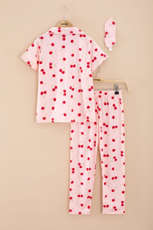 Somon Puantiyeli Kiraz Desenli Kısa Kol Kız Çocuk Pijama Takımı (Göz Bantlı) 20565