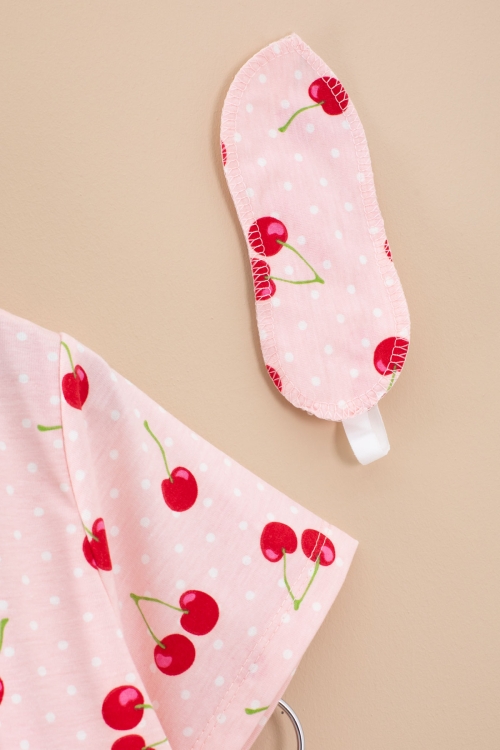 Somon Puantiyeli Kiraz Desenli Kısa Kol Kız Çocuk Pijama Takımı (Göz Bantlı) 20565