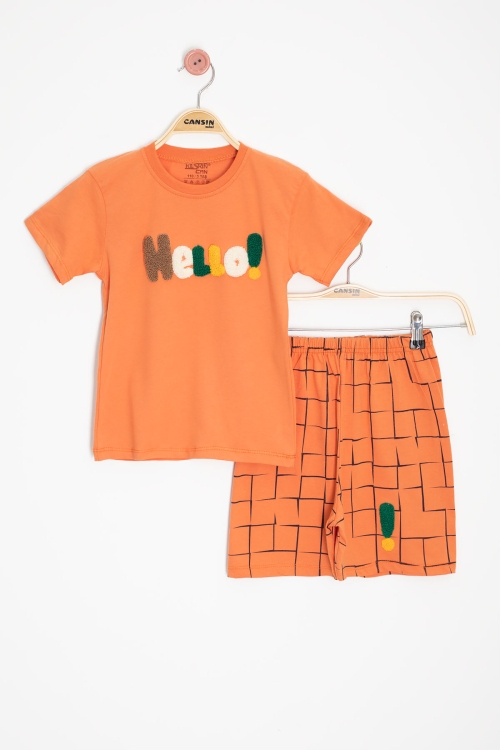 Turuncu Yazı Nakışlı Kısa Kol Tişörtlü Erkek Çocuk Şortlu Takım 20593