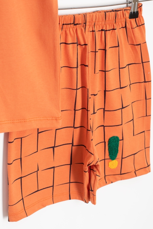 Turuncu Yazı Nakışlı Kısa Kol Tişörtlü Erkek Çocuk Şortlu Takım 20593