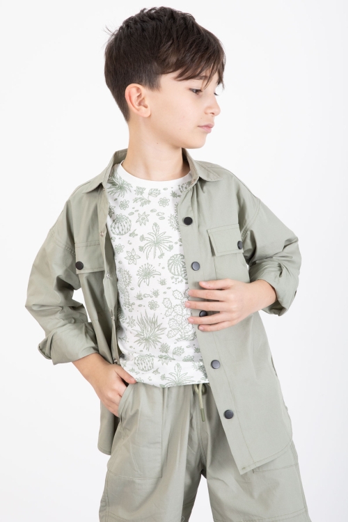 Yeşil Baskılı Tişörtlü Paraşüt Gömlek ve Pantolonlu Erkek Çocuk 3lü Takım 20515