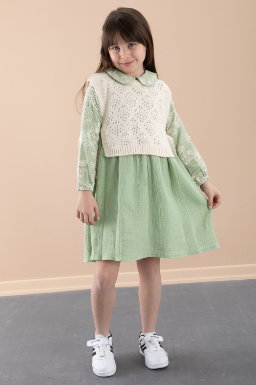 Yeşil Çiçek İşlemeli Süveterli Kız Çocuk Müslin Elbise 20482