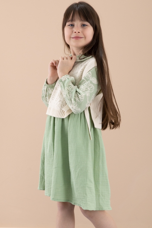 Yeşil Çiçek İşlemeli Süveterli Kız Çocuk Müslin Elbise 20482