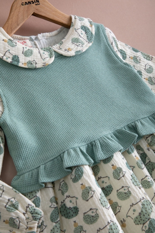 Yeşil Kirpi Desenli Süveterli Kız Çocuk Elbise 20223