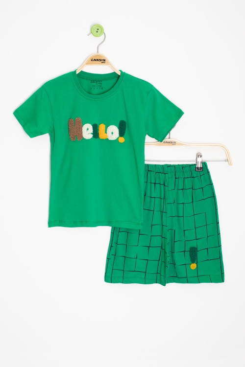 Yeşil Yazı Nakışlı Kısa Kol Tişörtlü Erkek Çocuk Şortlu Takım 20591