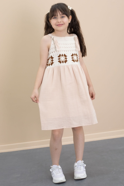 Bej Dantel Detaylı Askılı Kız Çocuk Müslin Elbise 21021