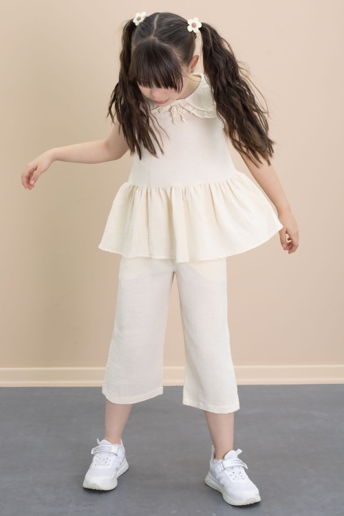 Bej Sıfır Kol Bebe Yaka Bluzlu Pantolonlu Kız Çocuk 2li Takım 21029