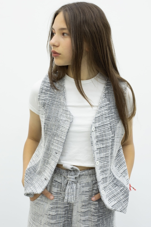 Gri Düğmeli Yelekli Geniş Paça Kuşaklı Pantolonlu Kız Çocuk 2li Takım 21013