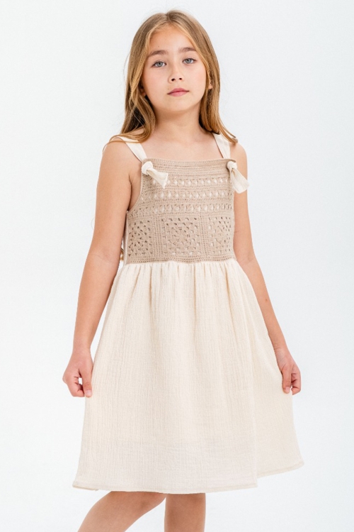 Kahve Dantel Detaylı Müslin Kız Çocuk Elbise 21086