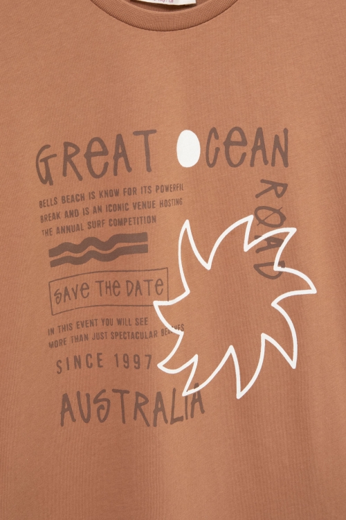 Kahve Yazı Baskılı Tişörtlü Çizgili Şortlu Erkek Çocuk 2li Takım 21078