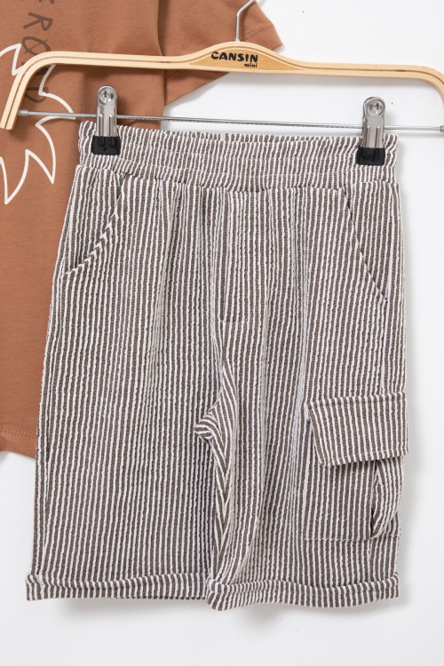 Kahve Yazı Baskılı Tişörtlü Çizgili Şortlu Erkek Çocuk 2li Takım 21078