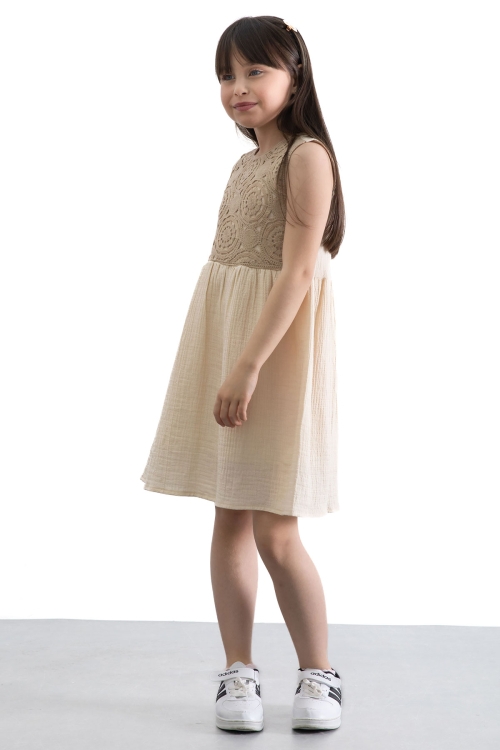 Kahverengi Dantel İşlemeli Müslin Kız Çocuk Elbise 20780