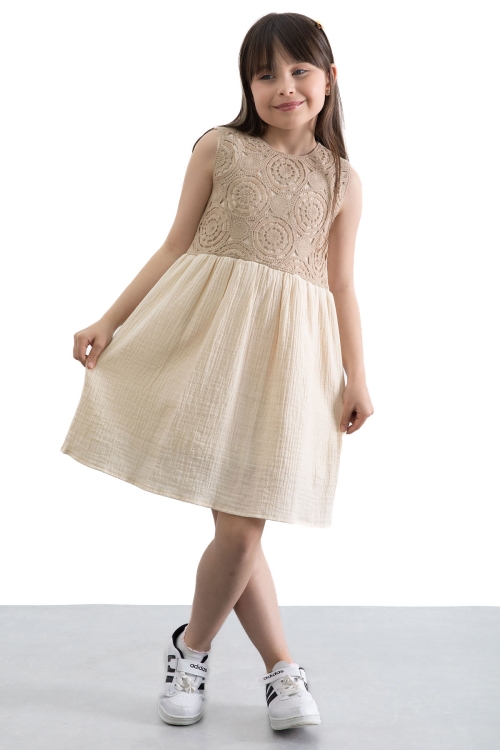 Kahverengi Dantel İşlemeli Müslin Kız Çocuk Elbise 20780
