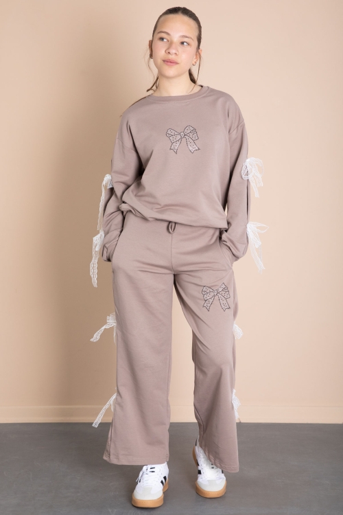 Kahverengi Yanları Fiyonk Detaylı Geniş Paça Kız Çocuk Eşofman Takımı 21198