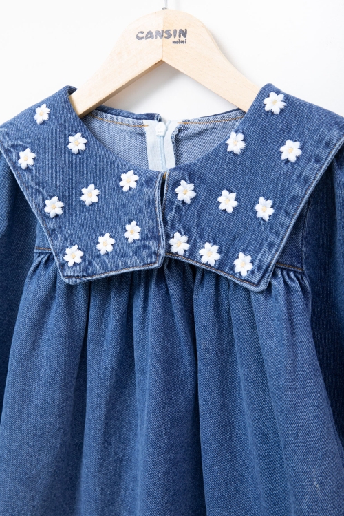 Lacivert Yaka Papatya Nakışlı Uzun Kol Kız Çocuk Jean Elbise 20689