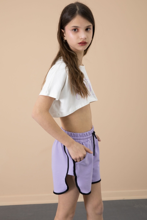 Lila Yanları Yırtmaçlı Çiçek Baskılı Beli Lastikli Kız Çocuk Şort 20737