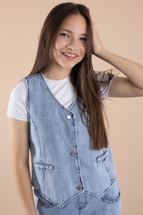 Mavi Düğmeli Jean Yelekli ve Geniş Paça Pantolonlu Kız Çocuk 2li Takım 20636