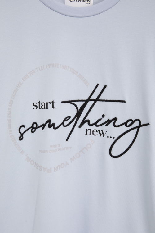 Mavi Yazı Nakışlı Sırtı Baskılı Erkek Çocuk Bisiklet Yaka Tişört 20894