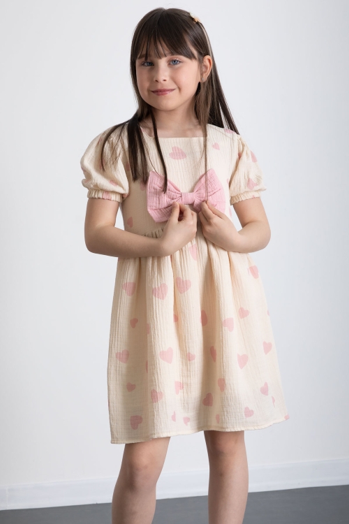 Pembe Kalp Desenli Fiyonklu Kısa Kol Kız Çocuk Müslin Elbise 20775