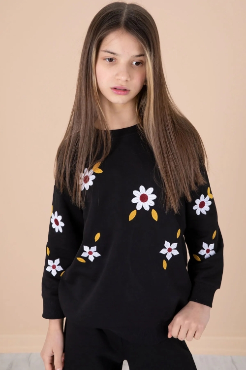 Siyah Çiçek Nakışlı Badili Geniş Paça Kız Çocuk Eşofman Takımı 20191