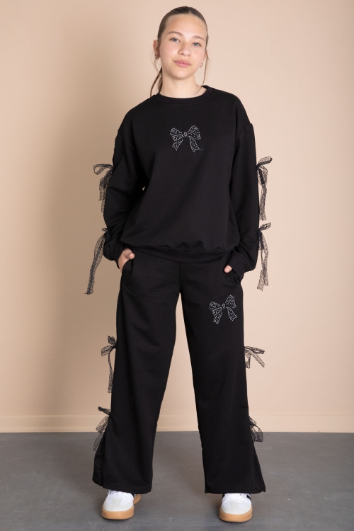 Siyah Yanları Fiyonk Detaylı Geniş Paça Kız Çocuk Eşofman Takımı 21196