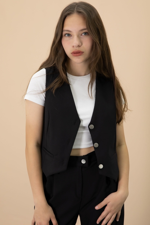 Siyah V Yaka Düğmeli Yelekli Geniş Paça Pantolonlu Kız Çocuk 2li Takım 20723