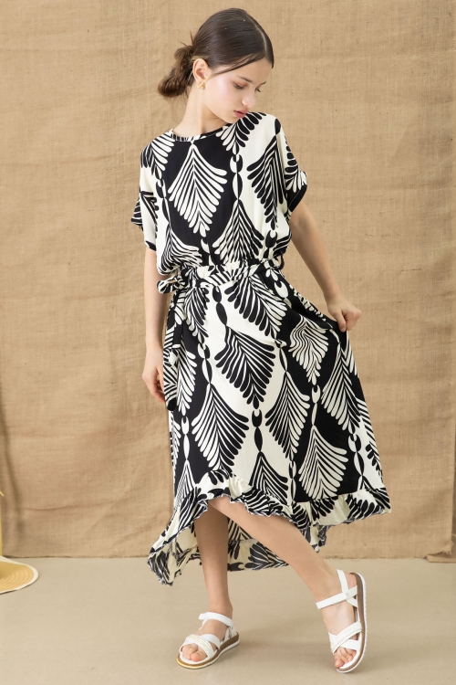 Siyah Yaprak Desenli Fırfırlı Kız Çocuk Kuşaklı Elbise 20766