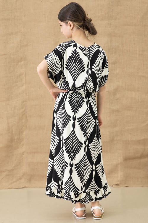 Siyah Yaprak Desenli Fırfırlı Kız Çocuk Kuşaklı Elbise 20766