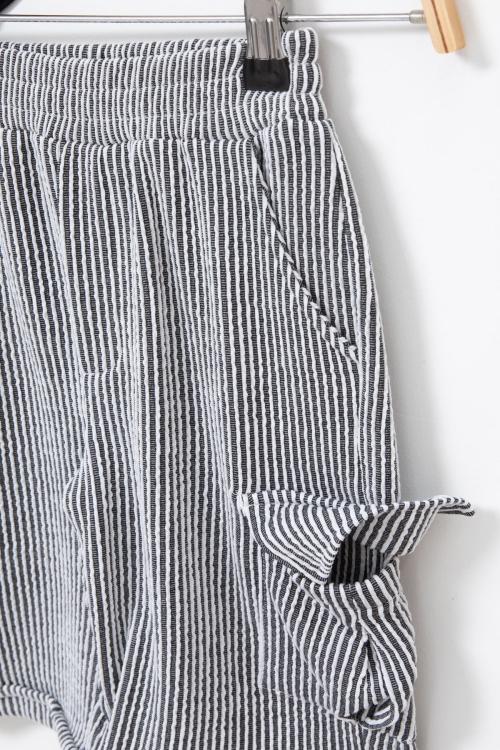 Siyah Yazı Baskılı Tişörtlü Çizgili Şortlu Erkek Çocuk 2li Takım 21076