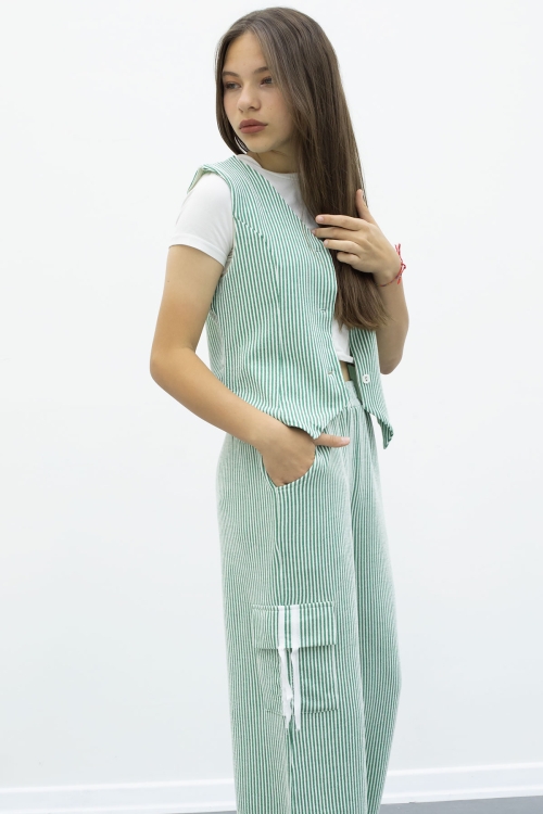 Yeşil Çizgili Düğmeli Yelekli Kargo Cepli Pantolonlu Kız Çocuk 2li Takım 21015