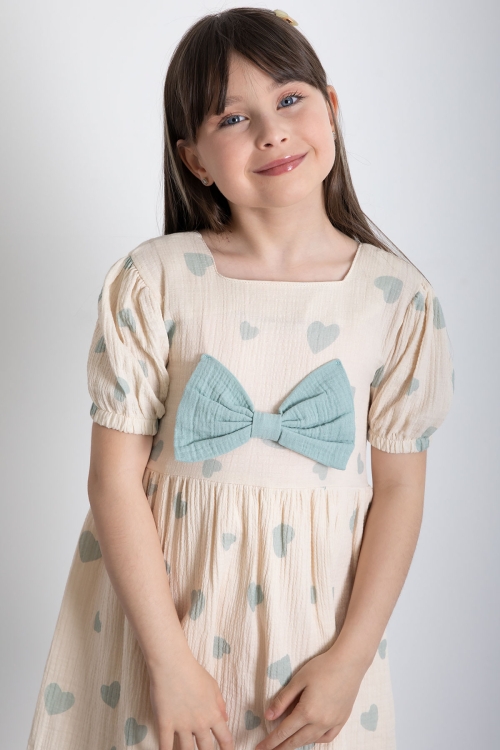 Yeşil Kalp Desenli Fiyonklu Kısa Kol Kız Çocuk Müslin Elbise 20773