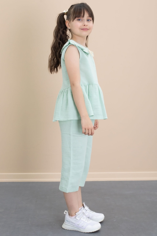 Yeşil Sıfır Kol Bebe Yaka Bluzlu Pantolonlu Kız Çocuk 2li Takım 21032