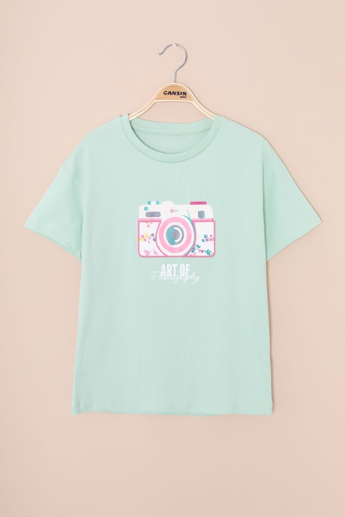 Yeşil Sırtı Yazılı Fotoğraf Baskılı Kız Çocuk Bisiklet Yaka Tişört 20978