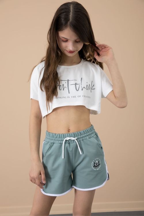 Yeşil Yanları Yırtmaçlı Çiçek Baskılı Beli Lastikli Kız Çocuk Şort 20741