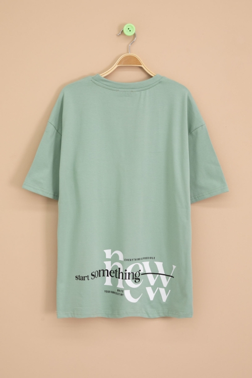 Yeşil Yazı Nakışlı Sırtı Baskılı Erkek Çocuk Bisiklet Yaka Tişört 20897