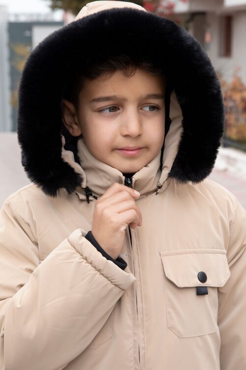 Bej Çıtçıtlı Göğüs Cepli İçi Kürklü Erkek Çocuk Kapüşonlu Mont 21352