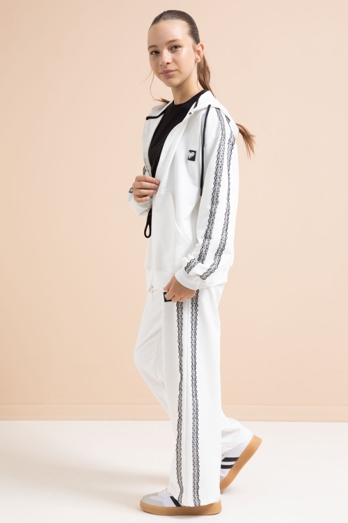 Beyaz Dantel Şeritli Hırkalı Kız Çocuk 2li Eşofman Takımı 21246