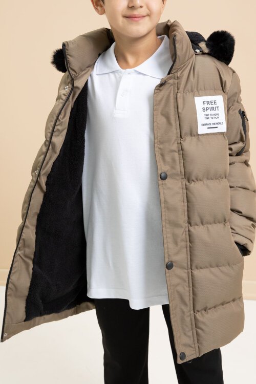 Erkek Çocuk Kahverengi Yazılı Arma Detaylı İçi Kürklü Kapüşonlu Şişme Mont 21369