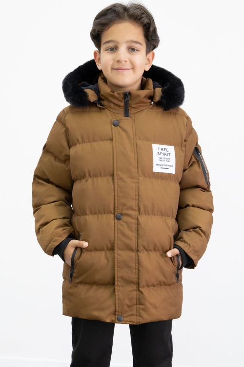 Erkek Çocuk Taba Yazılı Arma Detaylı İçi Kürklü Kapüşonlu Şişme Mont 21345