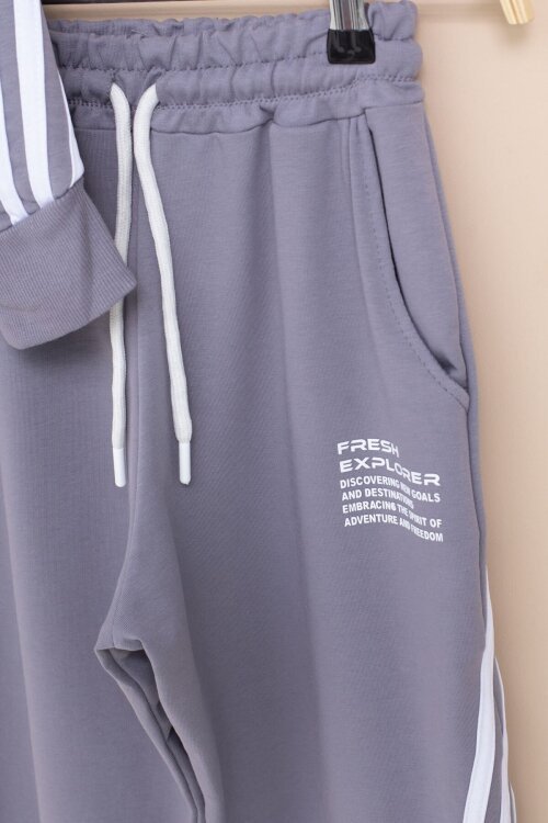 Füme Şerit Detaylı Yazı Baskılı Kapüşonlu Erkek Çocuk Eşofman Takımı 21451