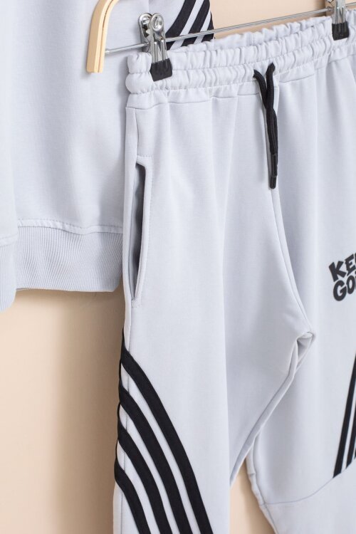 Gri Erkek Çocuk Keep Going Yazılı Şeritli Erkek Çocuk Kapüşonlu Eşofman Takımı 23418