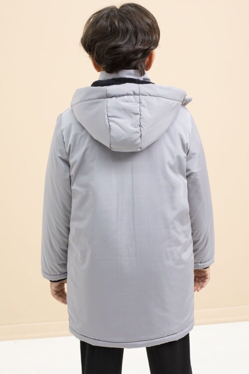 Gri İçi Kürklü Çıtçıtlı Cepli Uzun Kesim Erkek Çocuk Kapüşonlu Şişme Mont 21448